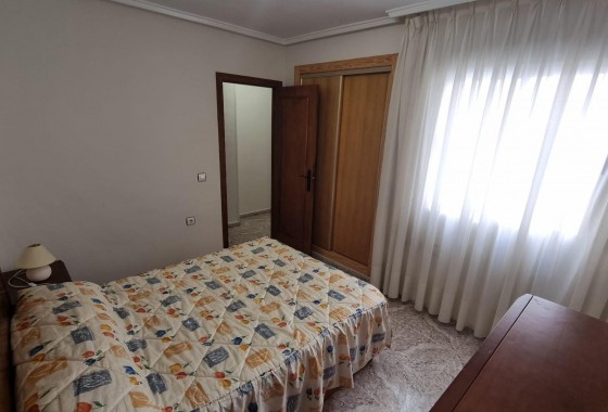 Resale - Apartment / flat - Torrevieja - Acequion