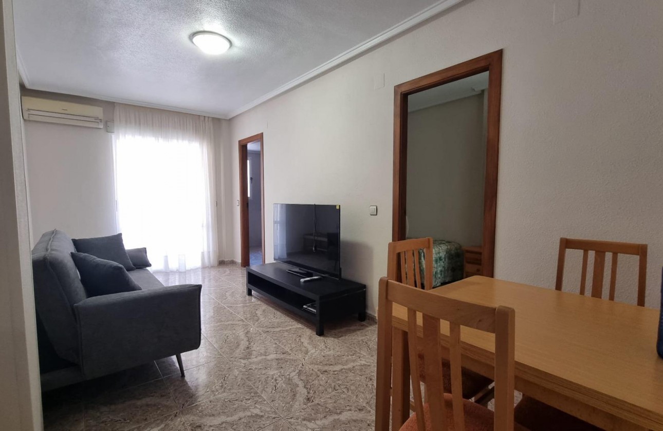 Resale - Apartment / flat - Torrevieja - Acequion