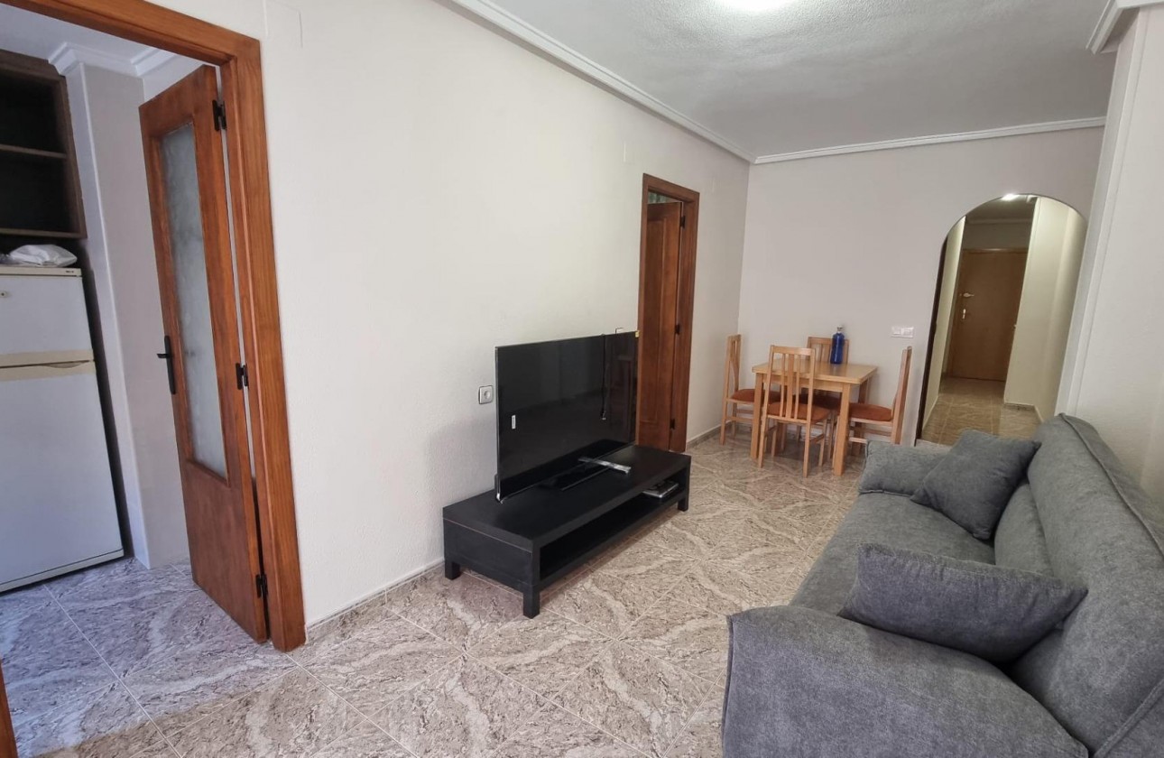 Resale - Apartment / flat - Torrevieja - Acequion