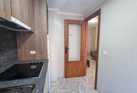 Resale - Apartment / flat - Torrevieja - Acequion
