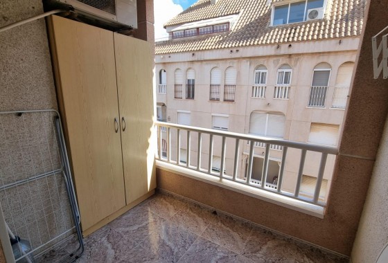 Resale - Apartment / flat - Torrevieja - Acequion