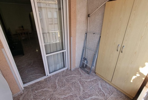 Resale - Apartment / flat - Torrevieja - Acequion