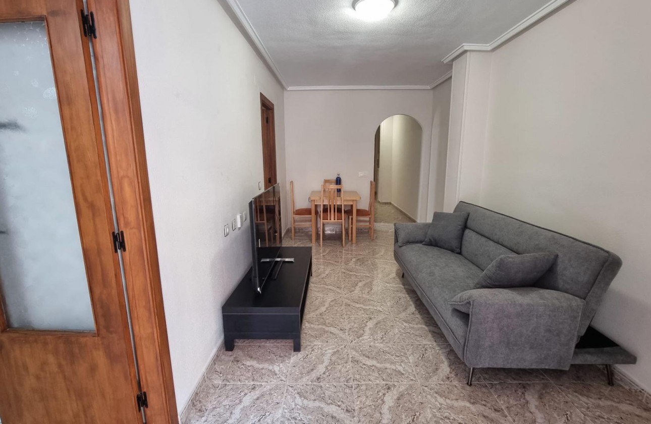 Resale - Apartment / flat - Torrevieja - Acequion