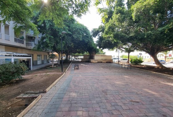 Resale - Apartment / flat - Torrevieja - Acequion