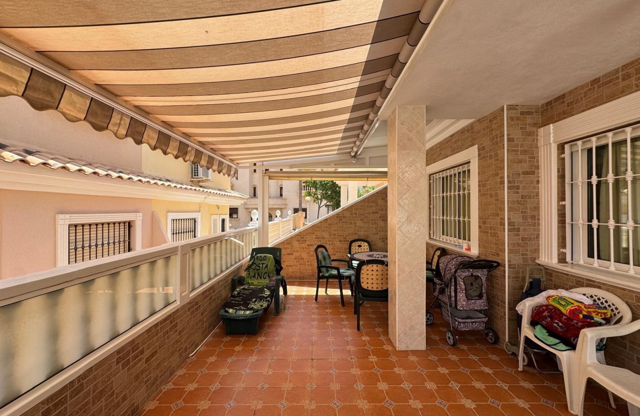 Reventa - Chalet - Guardamar del Segura - Urbanizaciones