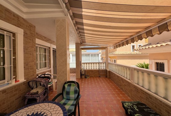 Reventa - Chalet - Guardamar del Segura - Urbanizaciones