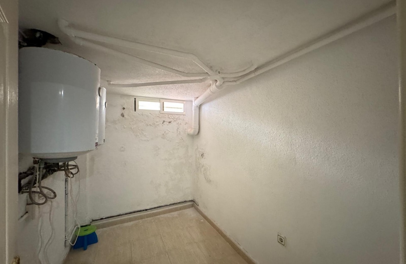 Reventa - Chalet - Guardamar del Segura - Urbanizaciones