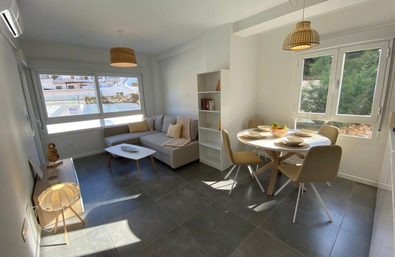 Resale - Apartment / flat - Orihuela Costa - Campoamor