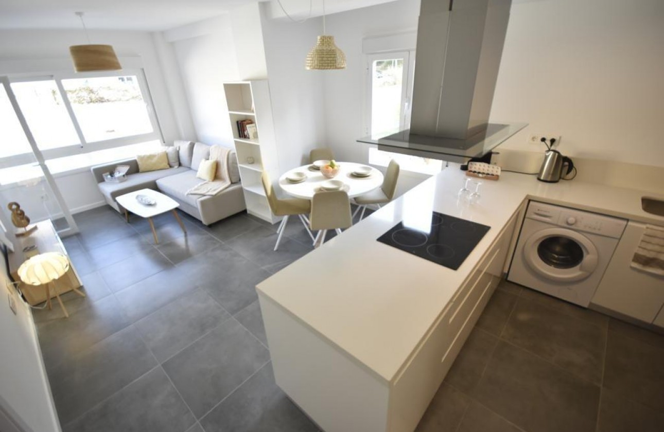 Resale - Apartment / flat - Orihuela Costa - Campoamor