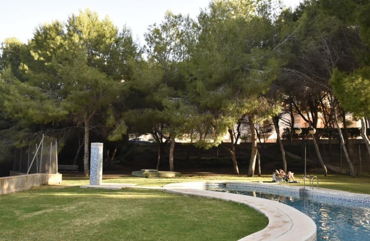 Resale - Apartment / flat - Orihuela Costa - Campoamor