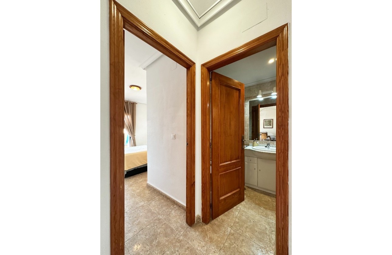 Resale - Apartment / flat - Orihuela Costa - Costa Blanca