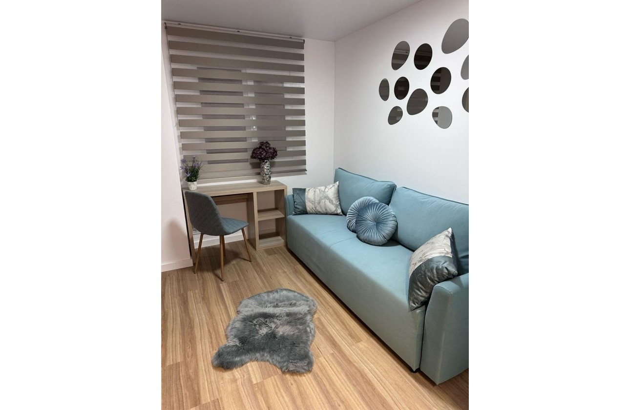 Resale - Apartment / flat - Torrevieja - Estacion de autobuses