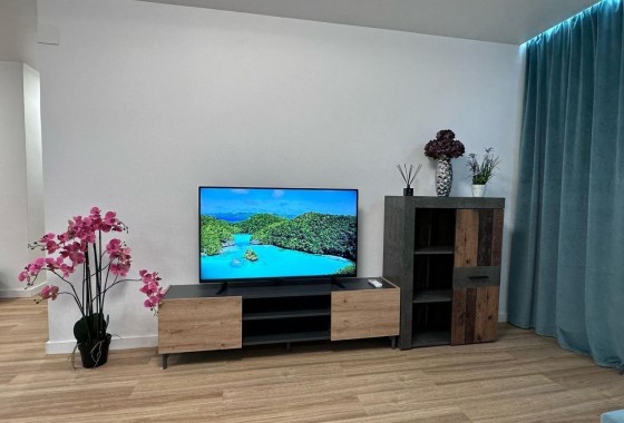 Resale - Apartment / flat - Torrevieja - Estacion de autobuses