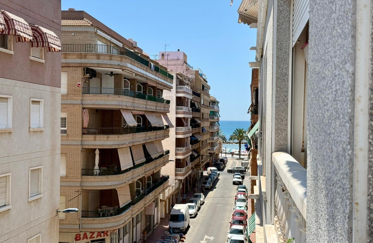 Resale - Apartment / flat - Torrevieja - Playa del Cura