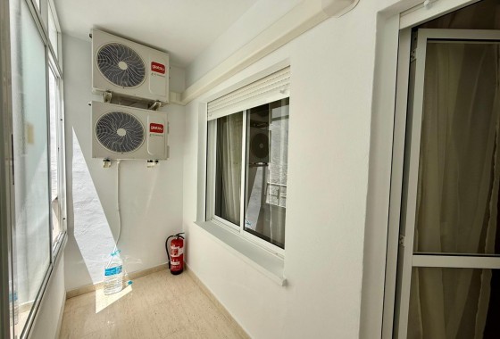 Resale - Apartment / flat - Torrevieja - Playa del Cura
