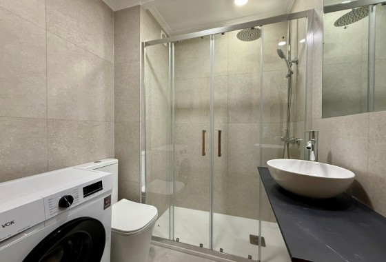 Resale - Apartment / flat - Torrevieja - Playa del Cura