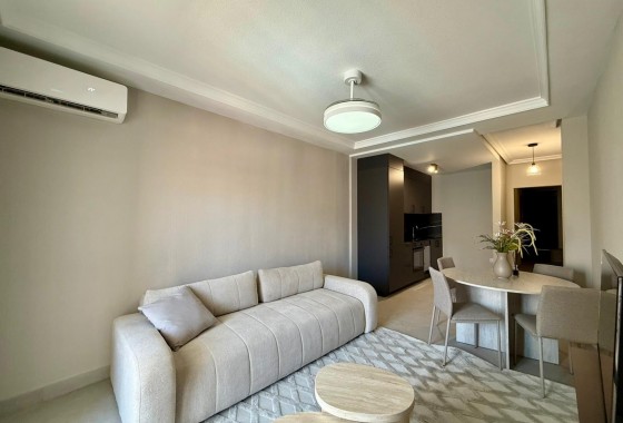 Resale - Apartment / flat - Torrevieja - Playa del Cura