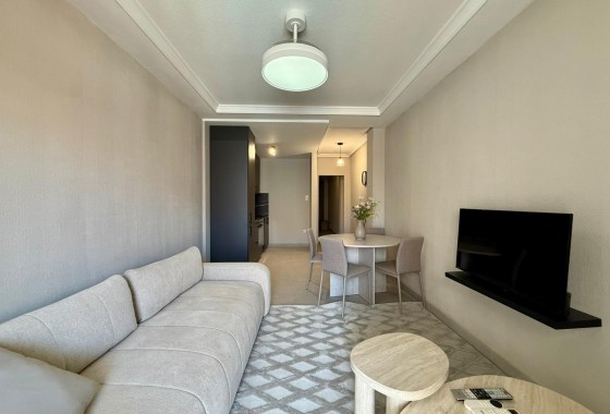Resale - Apartment / flat - Torrevieja - Playa del Cura