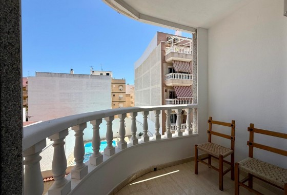 Resale - Apartment / flat - Torrevieja - Playa del Cura