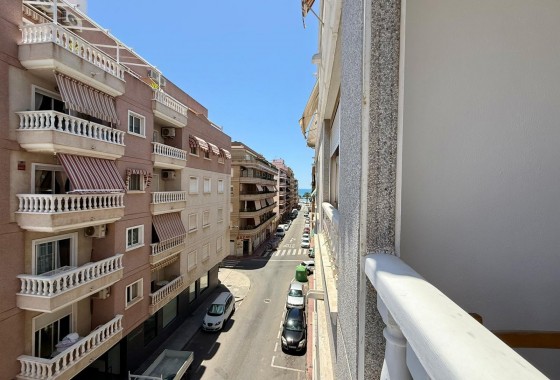 Resale - Apartment / flat - Torrevieja - Playa del Cura