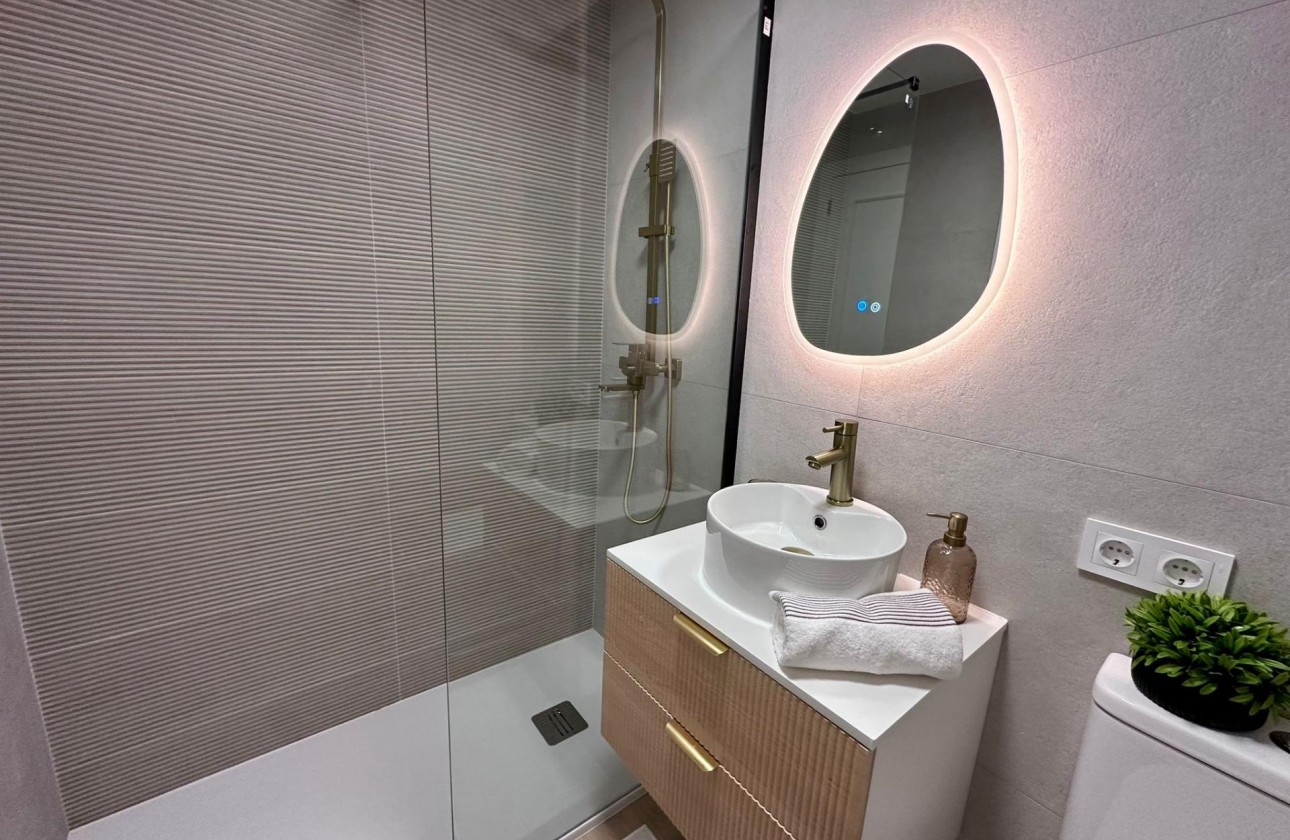 Reventa - Apartamento / piso - Torrevieja - Habaneras