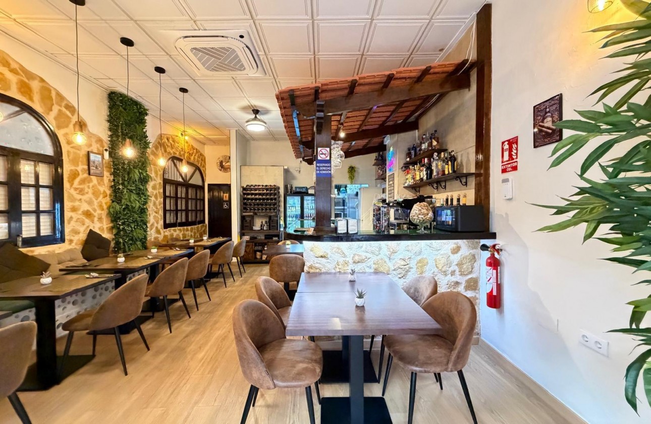 Reventa - Comercial - Torrevieja - Playa de los Locos