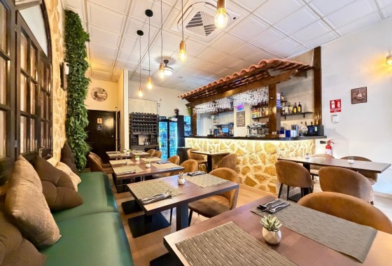 Reventa - Comercial - Torrevieja - Playa de los Locos