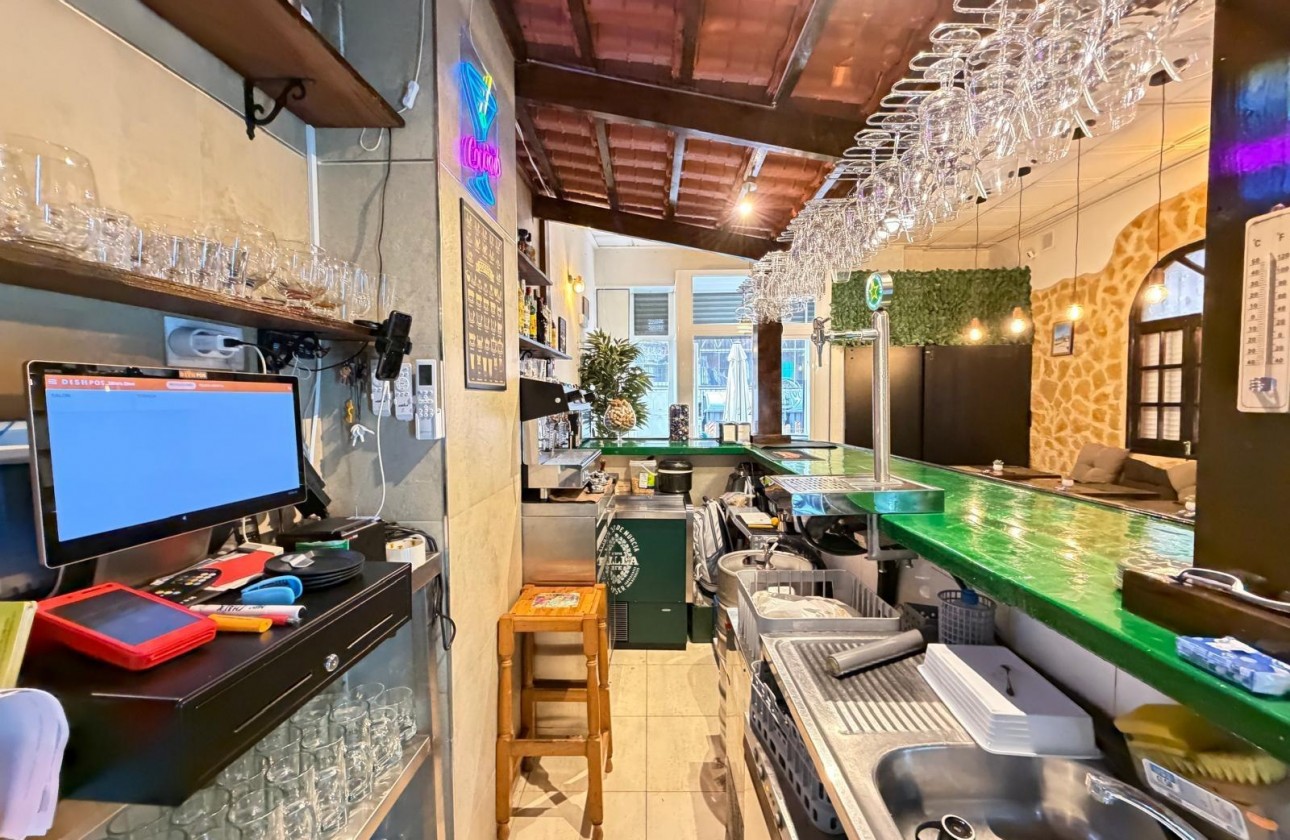 Reventa - Comercial - Torrevieja - Playa de los Locos