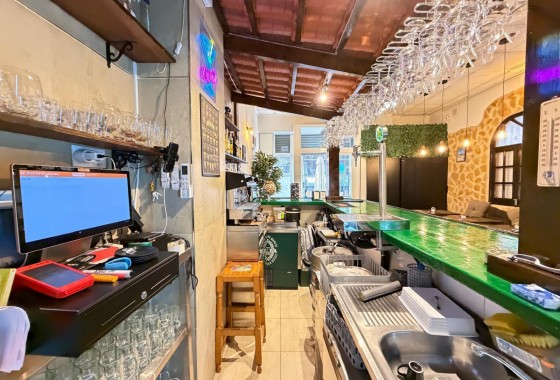 Reventa - Comercial - Torrevieja - Playa de los Locos