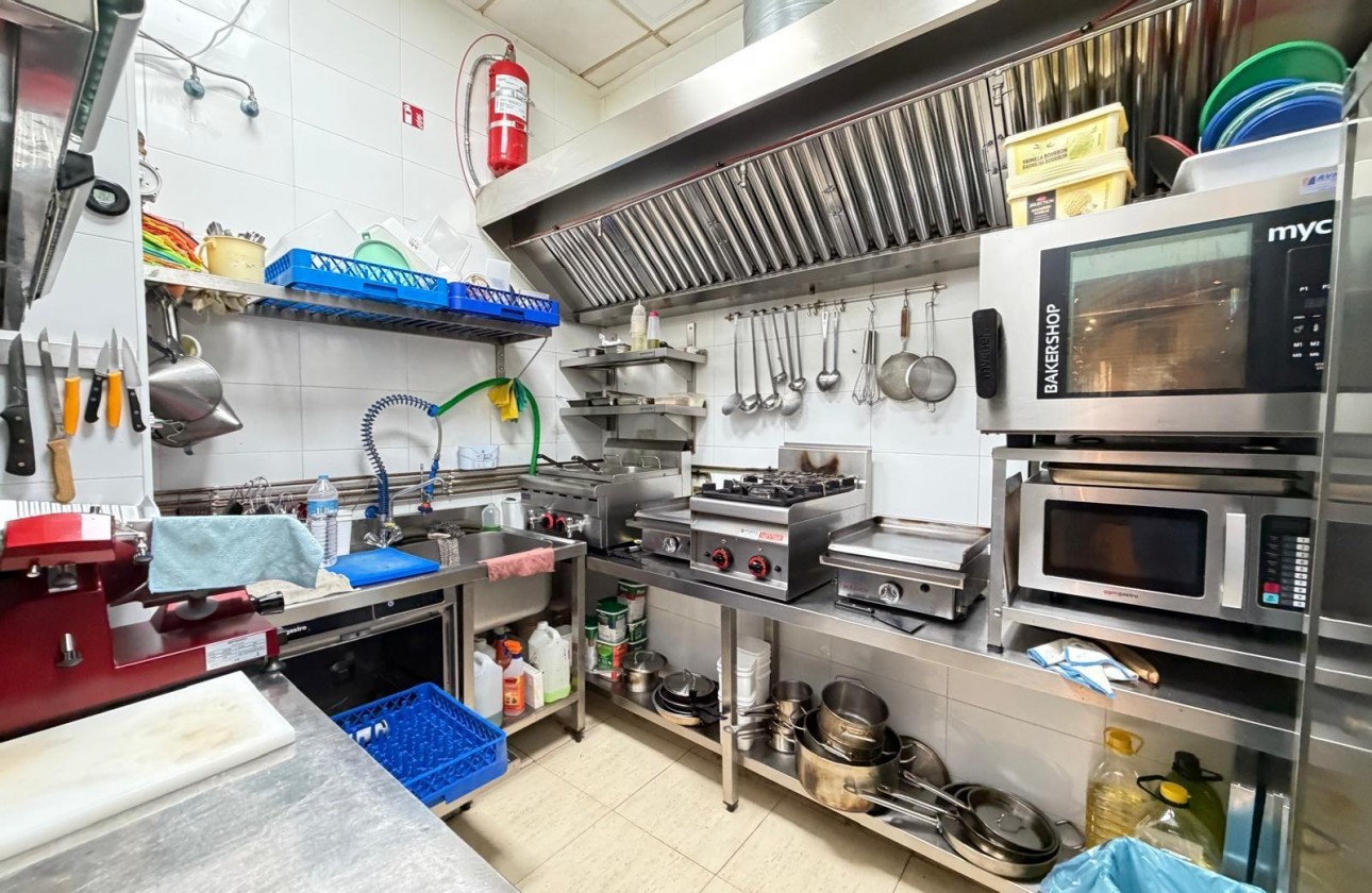 Reventa - Comercial - Torrevieja - Playa de los Locos