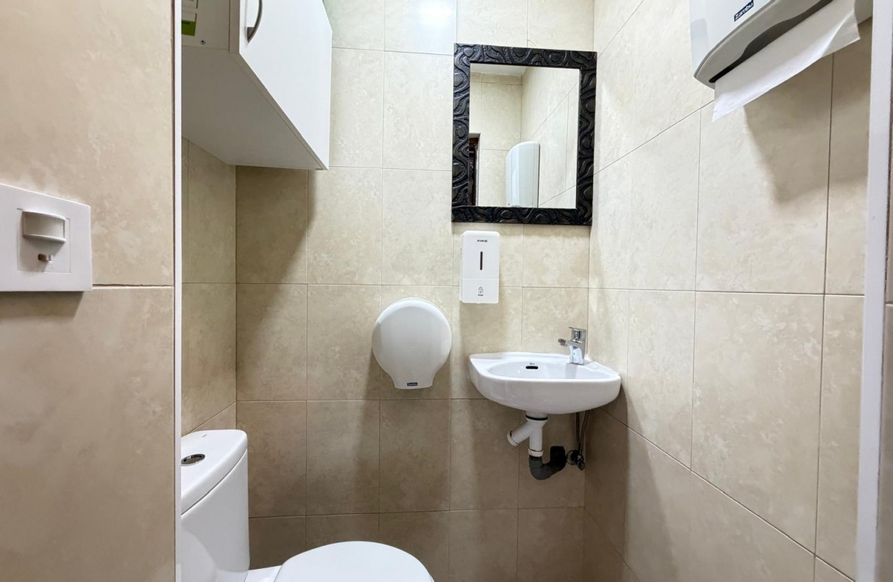 Reventa - Comercial - Torrevieja - Playa de los Locos
