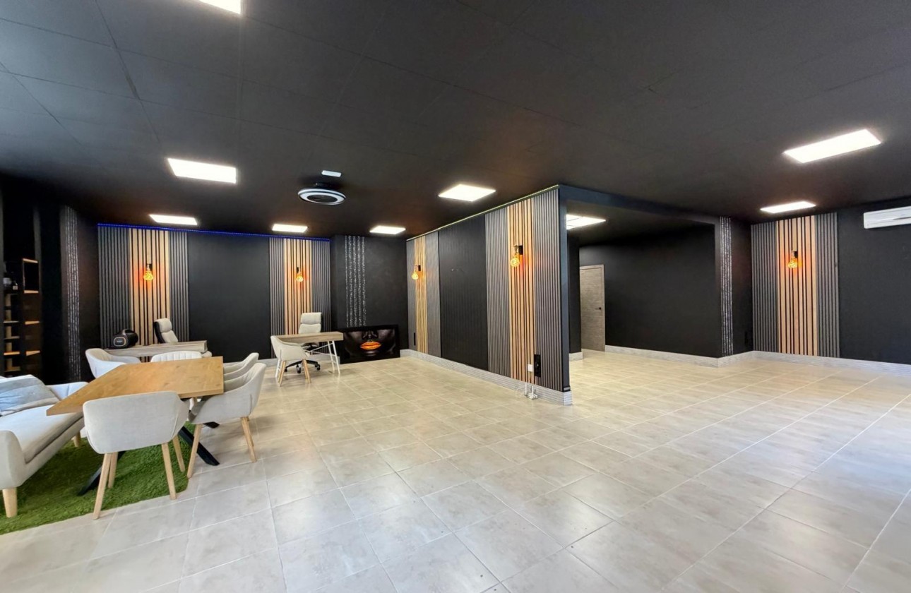 Reventa - Comercial - Torrevieja - Playa de los Locos