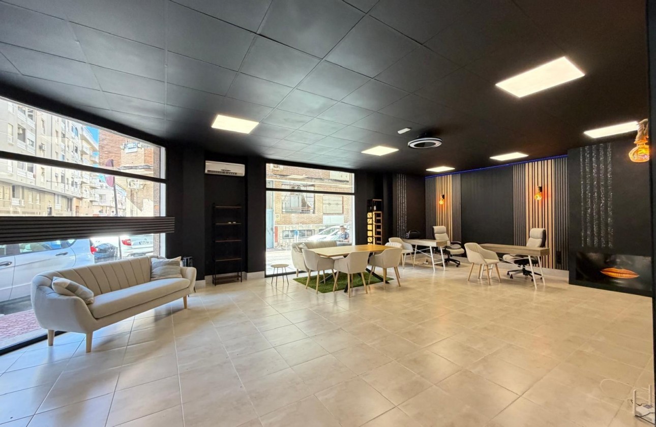 Reventa - Comercial - Torrevieja - Playa de los Locos