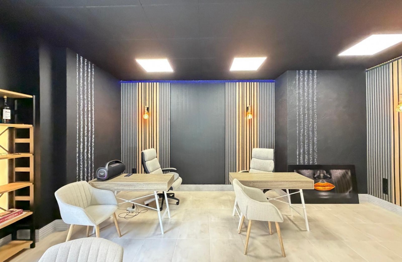 Reventa - Comercial - Torrevieja - Playa de los Locos