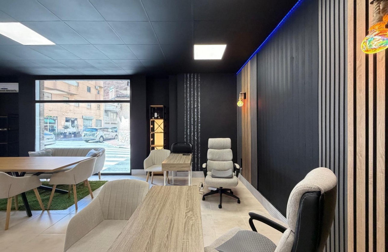 Reventa - Comercial - Torrevieja - Playa de los Locos
