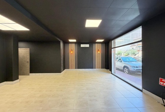 Reventa - Comercial - Torrevieja - Playa de los Locos