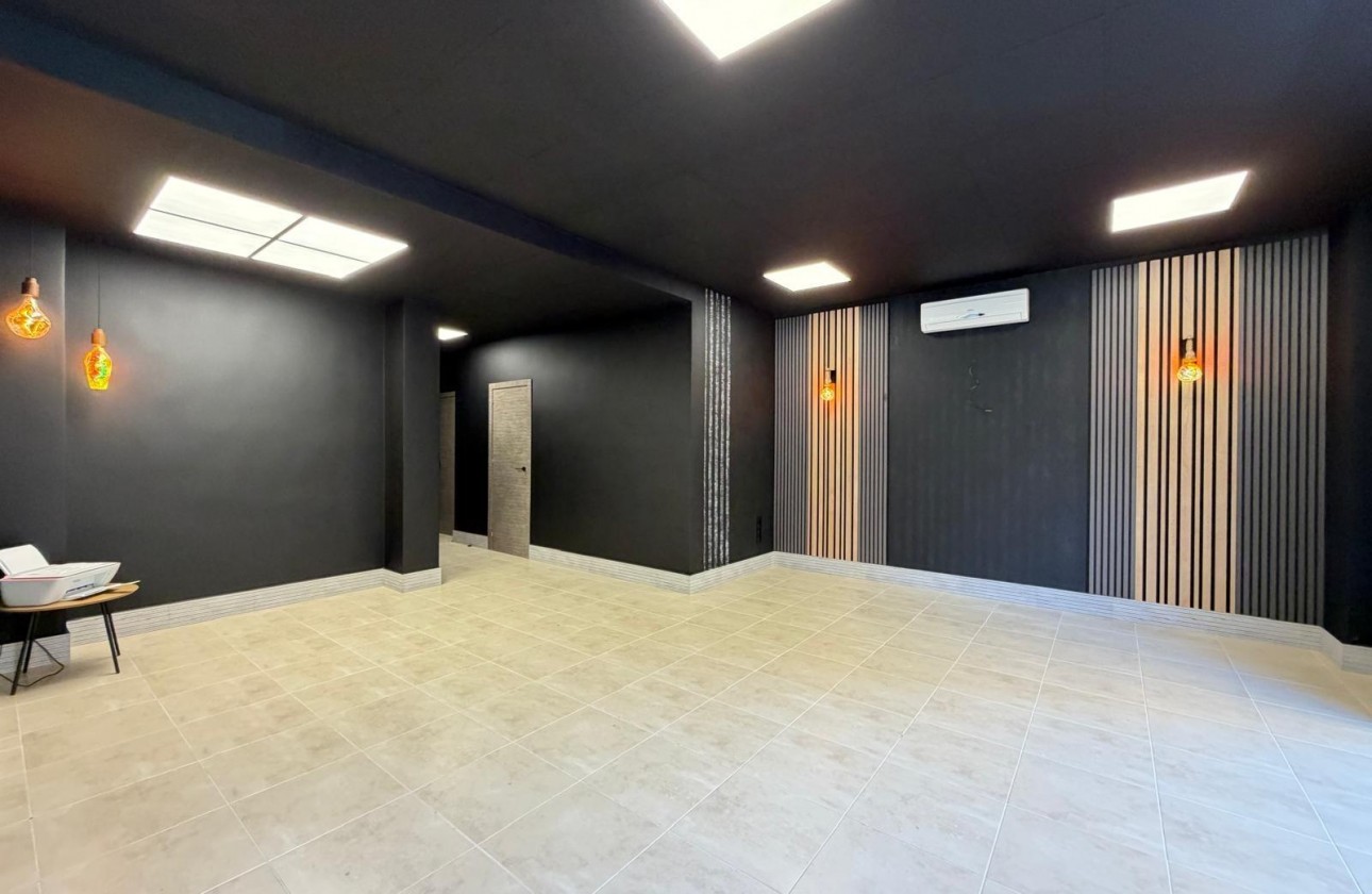 Reventa - Comercial - Torrevieja - Playa de los Locos