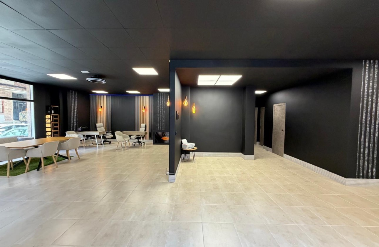 Reventa - Comercial - Torrevieja - Playa de los Locos