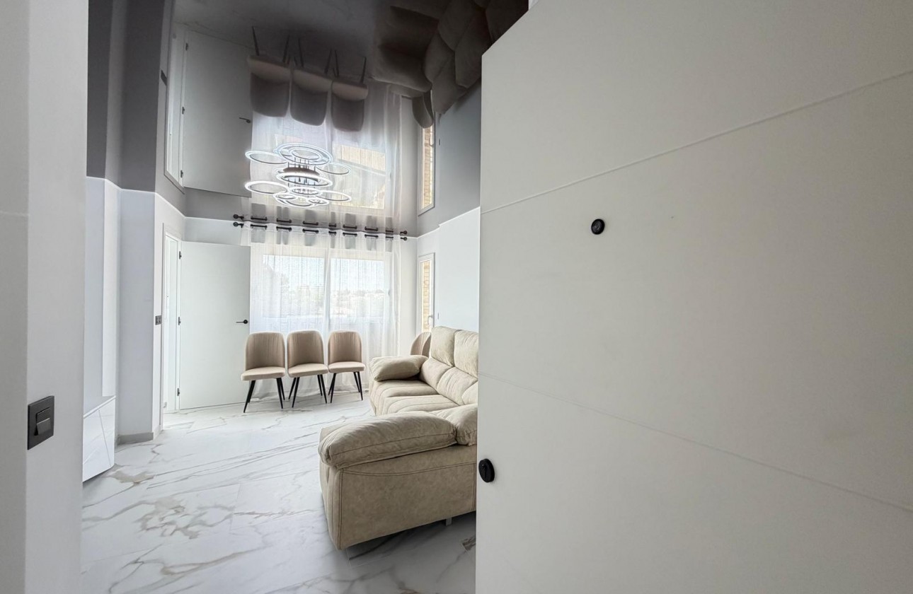Resale - Apartment / flat - Orihuela Costa - La Zenia