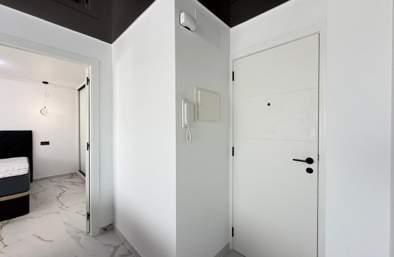 Resale - Apartment / flat - Orihuela Costa - La Zenia