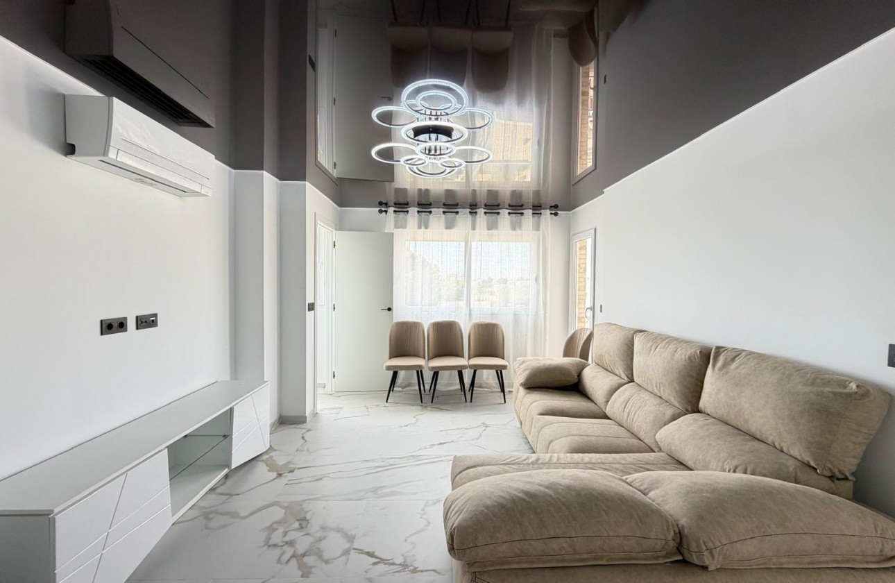 Resale - Apartment / flat - Orihuela Costa - La Zenia