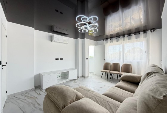 Resale - Apartment / flat - Orihuela Costa - La Zenia