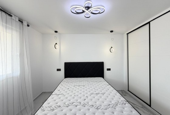 Resale - Apartment / flat - Orihuela Costa - La Zenia
