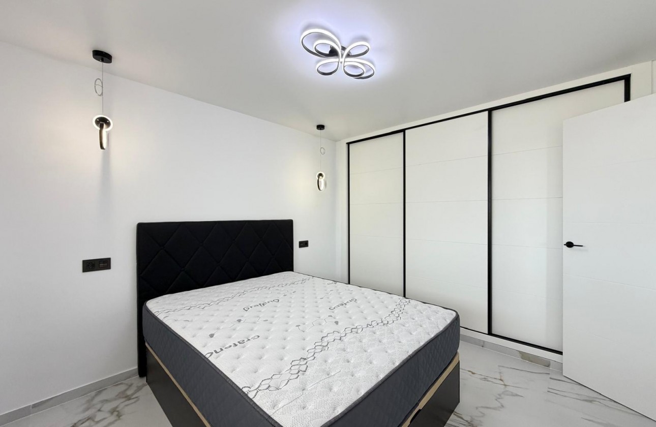 Resale - Apartment / flat - Orihuela Costa - La Zenia