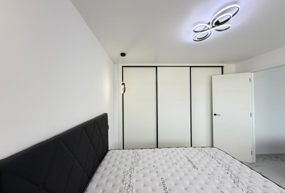 Resale - Apartment / flat - Orihuela Costa - La Zenia