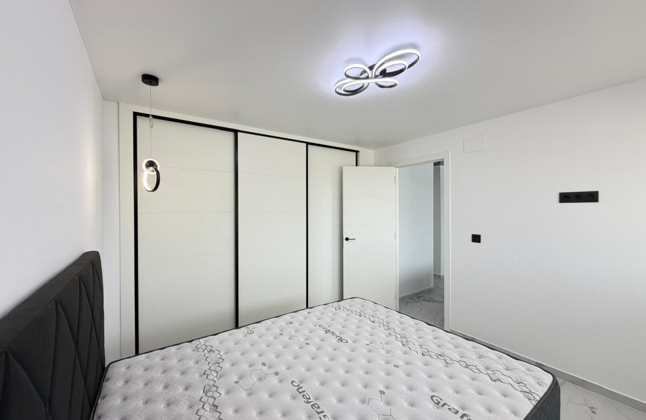 Resale - Apartment / flat - Orihuela Costa - La Zenia