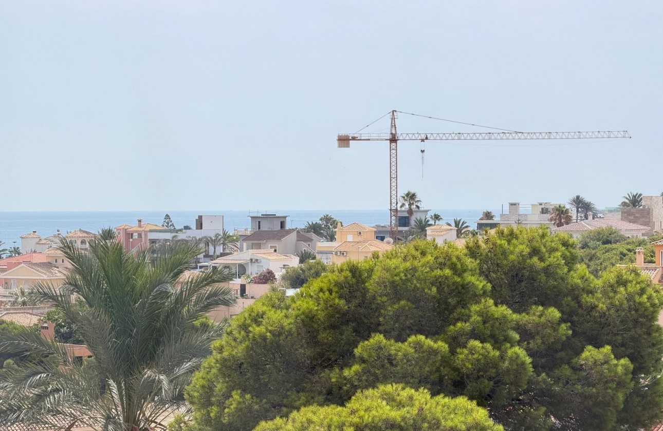 Resale - Apartment / flat - Orihuela Costa - La Zenia
