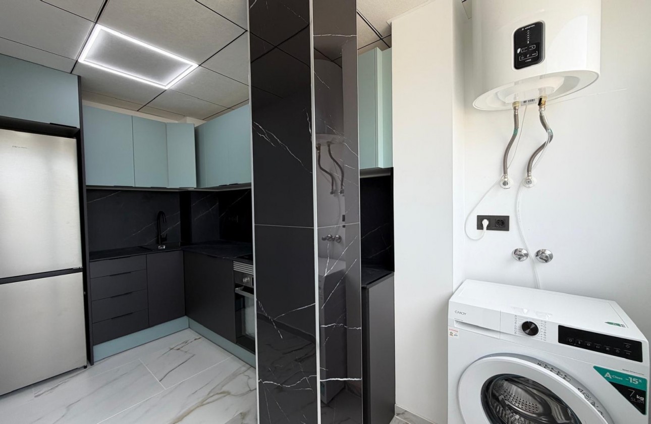 Resale - Apartment / flat - Orihuela Costa - La Zenia