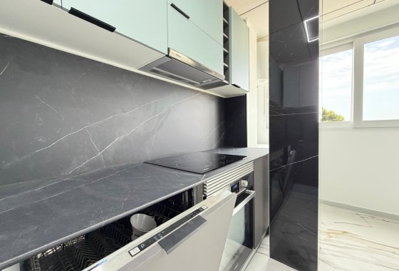 Resale - Apartment / flat - Orihuela Costa - La Zenia