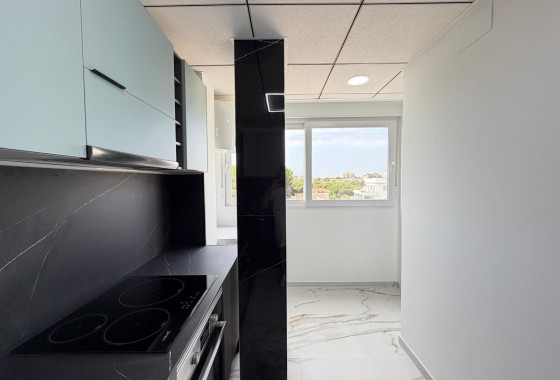 Resale - Apartment / flat - Orihuela Costa - La Zenia